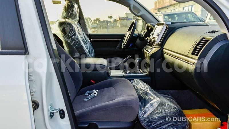 Big with watermark toyota land cruiser uganda import dubai 9755