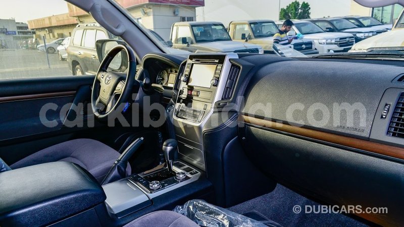Big with watermark toyota land cruiser uganda import dubai 9755