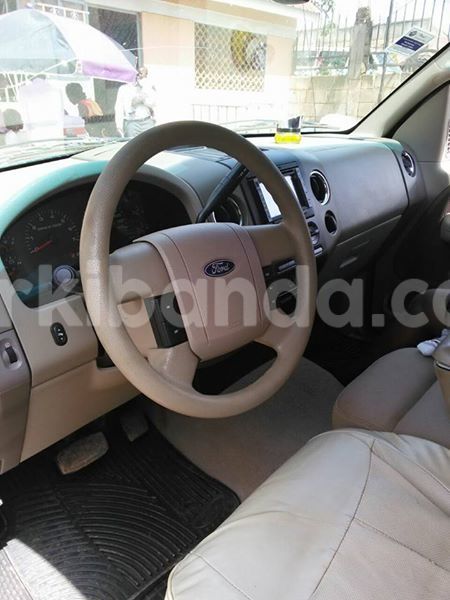 Big with watermark mitsubishi pajero i.o 1999 model excellent condition 82000km