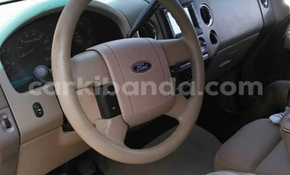 Gura Yakoze Ford Ranger Black Imodoka i Kampala mu Uganda Gura Yakoze Ford Ranger Black Imodoka i Kampala mu Uganda