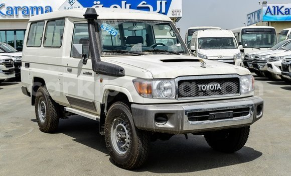 Buy Import Toyota Land Cruiser White Car in Import - Dubai in Uganda Buy Import Toyota Land Cruiser White Car in Import - Dubai in Uganda
