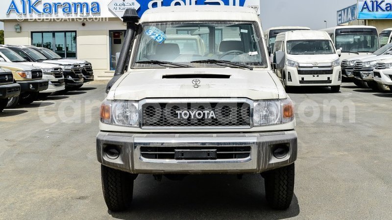 Big with watermark toyota land cruiser uganda import dubai 9760