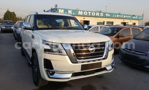 Gura Imported Nissan Patrol White Imodoka i Import - Dubai mu Uganda Gura Imported Nissan Patrol White Imodoka i Import - Dubai mu Uganda