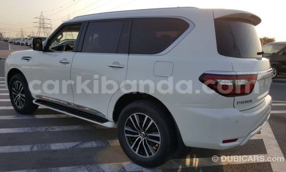 Gura Imported Nissan Patrol White Imodoka i Import - Dubai mu Uganda Gura Imported Nissan Patrol White Imodoka i Import - Dubai mu Uganda