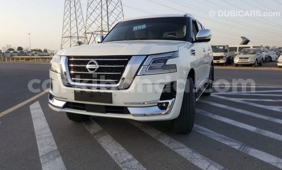Gura Imported Nissan Patrol White Imodoka i Import - Dubai mu Uganda Gura Imported Nissan Patrol White Imodoka i Import - Dubai mu Uganda