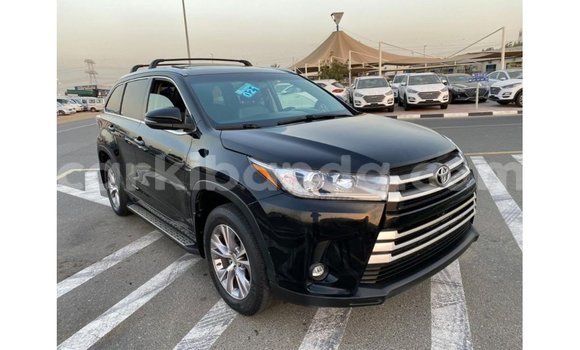 Buy Import Toyota Highlander Black Car in Import - Dubai in Uganda Buy Import Toyota Highlander Black Car in Import - Dubai in Uganda