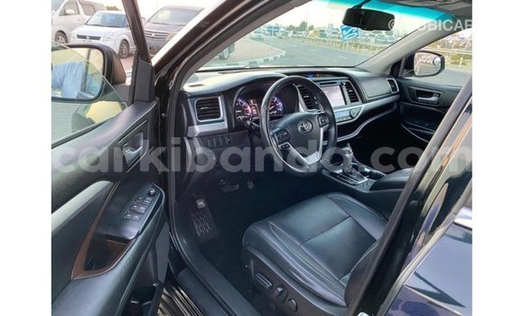 Buy Import Toyota Highlander Black Car in Import - Dubai in Uganda Buy Import Toyota Highlander Black Car in Import - Dubai in Uganda