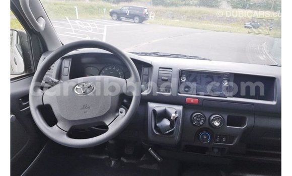 Buy Import Toyota Hiace White Car in Import - Dubai in Uganda Buy Import Toyota Hiace White Car in Import - Dubai in Uganda