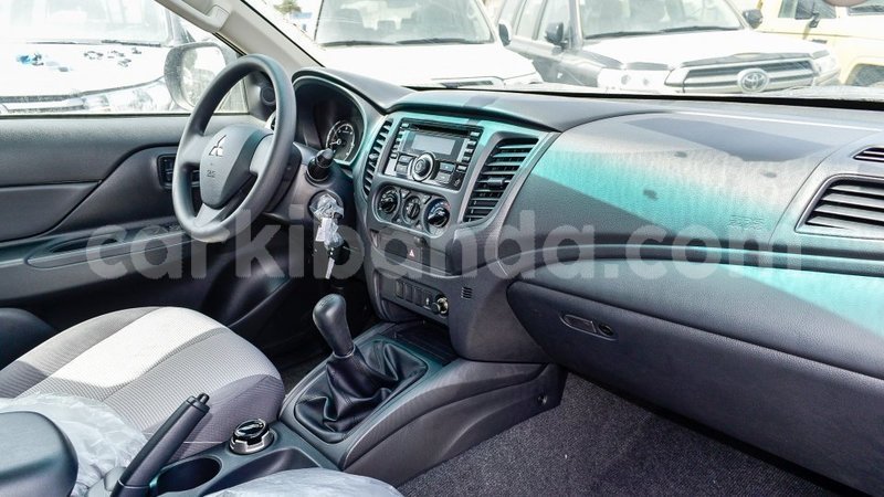 Big with watermark mitsubishi l200 uganda import dubai 9777