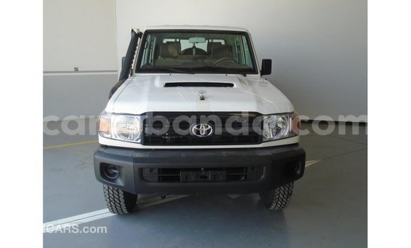 Buy Import Toyota Land Cruiser White Car in Import - Dubai in Uganda Buy Import Toyota Land Cruiser White Car in Import - Dubai in Uganda