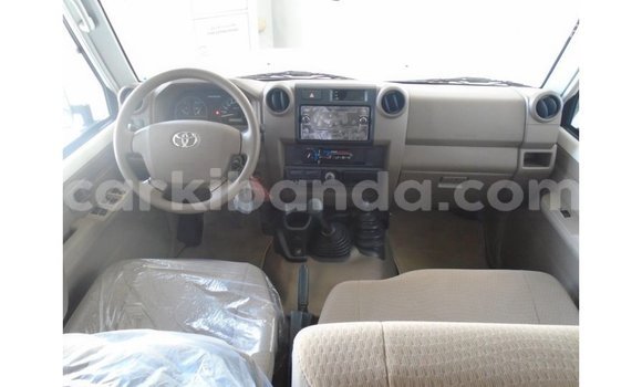 Buy Import Toyota Land Cruiser White Car in Import - Dubai in Uganda Buy Import Toyota Land Cruiser White Car in Import - Dubai in Uganda