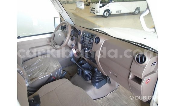 Buy Import Toyota Land Cruiser White Car in Import - Dubai in Uganda Buy Import Toyota Land Cruiser White Car in Import - Dubai in Uganda