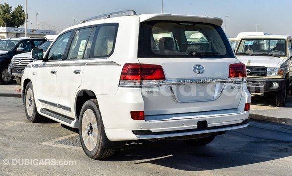 Buy Import Toyota Land Cruiser White Car in Import - Dubai in Uganda Buy Import Toyota Land Cruiser White Car in Import - Dubai in Uganda