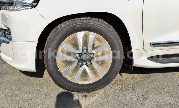 Buy Import Toyota Land Cruiser White Car in Import - Dubai in Uganda Buy Import Toyota Land Cruiser White Car in Import - Dubai in Uganda