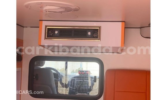 Gura Imported Hyundai Accent White Imodoka i Import - Dubai mu Uganda Gura Imported Hyundai Accent White Imodoka i Import - Dubai mu Uganda