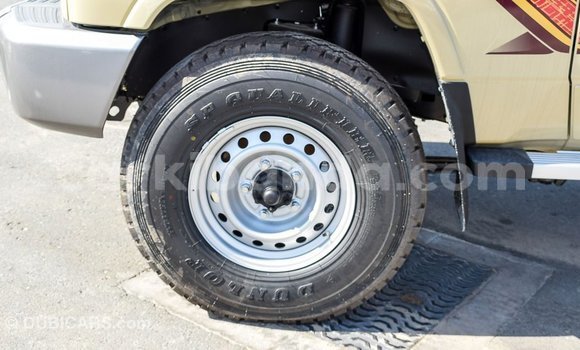 Buy Import Toyota Land Cruiser Beige Car in Import - Dubai in Uganda Buy Import Toyota Land Cruiser Beige Car in Import - Dubai in Uganda