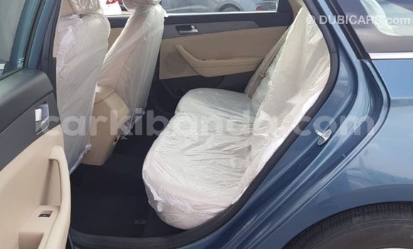 Nunua Imported Hyundai Sonata Bluu Gari ndani ya Import - Dubai nchini Uganda Nunua Imported Hyundai Sonata Bluu Gari ndani ya Import - Dubai nchini Uganda