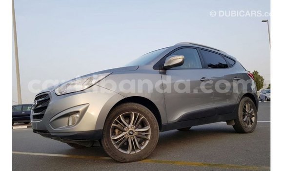 Nunua Imported Hyundai Tucson Nyingine Gari ndani ya Import - Dubai nchini Uganda Nunua Imported Hyundai Tucson Nyingine Gari ndani ya Import - Dubai nchini Uganda