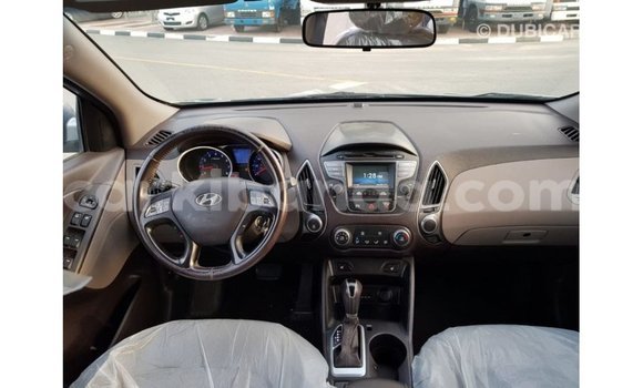Nunua Imported Hyundai Tucson Nyingine Gari ndani ya Import - Dubai nchini Uganda Nunua Imported Hyundai Tucson Nyingine Gari ndani ya Import - Dubai nchini Uganda
