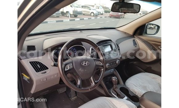 Nunua Imported Hyundai Tucson Nyingine Gari ndani ya Import - Dubai nchini Uganda Nunua Imported Hyundai Tucson Nyingine Gari ndani ya Import - Dubai nchini Uganda