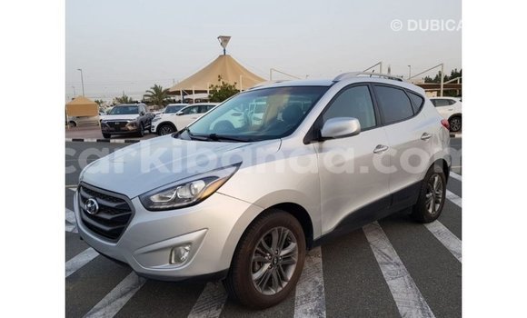 Nunua Imported Hyundai Tucson Nyingine Gari ndani ya Import - Dubai nchini Uganda Nunua Imported Hyundai Tucson Nyingine Gari ndani ya Import - Dubai nchini Uganda
