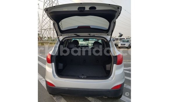 Nunua Imported Hyundai Tucson Nyingine Gari ndani ya Import - Dubai nchini Uganda Nunua Imported Hyundai Tucson Nyingine Gari ndani ya Import - Dubai nchini Uganda