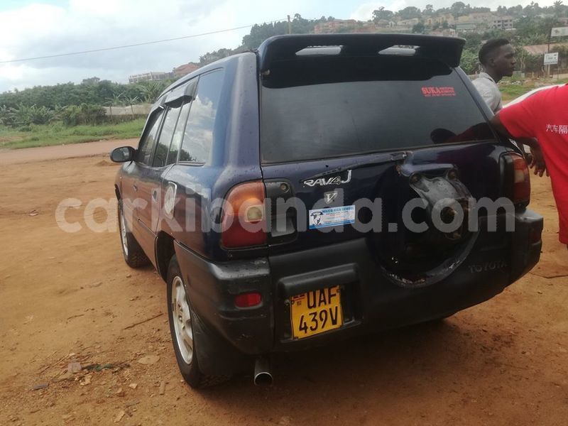 Big with watermark toyota rav4 uganda kampala 9805