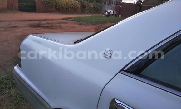 Buy Used Toyota Crown White Car in Kampala in Uganda Buy Used Toyota Crown White Car in Kampala in Uganda