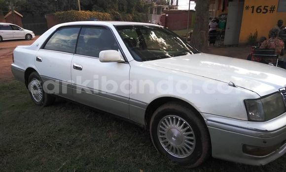 Buy Used Toyota Crown White Car in Kampala in Uganda Buy Used Toyota Crown White Car in Kampala in Uganda
