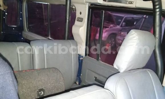 Buy Used Land Rover Defender Blue Car in Kampala in Uganda Buy Used Land Rover Defender Blue Car in Kampala in Uganda