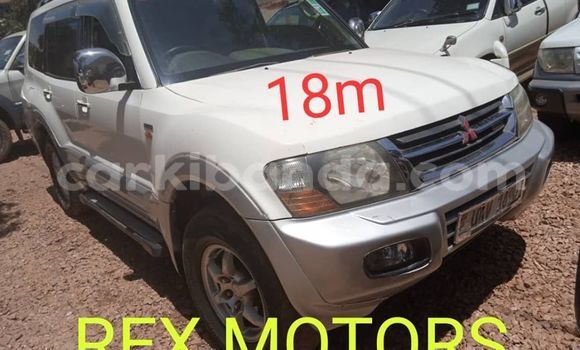 Buy Used Mitsubishi Pajero White Car in Kampala in Uganda Buy Used Mitsubishi Pajero White Car in Kampala in Uganda