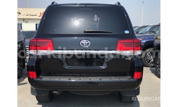 Gura Imported Toyota Land Cruiser Black Imodoka i Import - Dubai mu Uganda Gura Imported Toyota Land Cruiser Black Imodoka i Import - Dubai mu Uganda