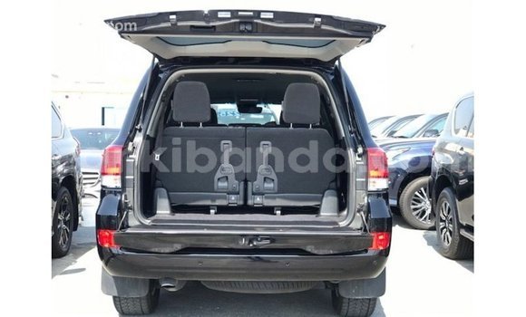 Gura Imported Toyota Land Cruiser Black Imodoka i Import - Dubai mu Uganda Gura Imported Toyota Land Cruiser Black Imodoka i Import - Dubai mu Uganda