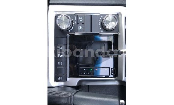 Gura Imported Toyota Land Cruiser Black Imodoka i Import - Dubai mu Uganda Gura Imported Toyota Land Cruiser Black Imodoka i Import - Dubai mu Uganda