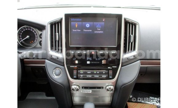 Gura Imported Toyota Land Cruiser Black Imodoka i Import - Dubai mu Uganda Gura Imported Toyota Land Cruiser Black Imodoka i Import - Dubai mu Uganda