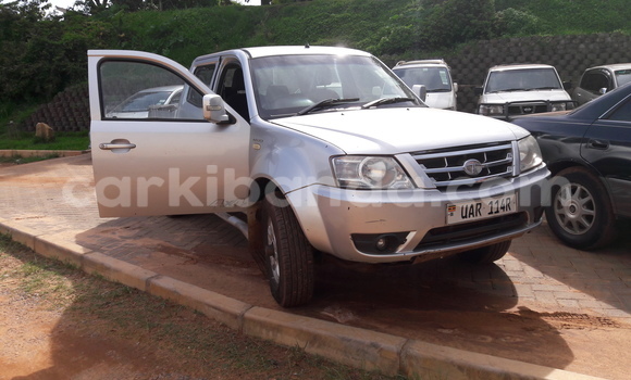 Nunua Ilio tumika Tata Xenon Fedha Gari ndani ya Arua nchini Uganda Nunua Ilio tumika Tata Xenon Fedha Gari ndani ya Arua nchini Uganda
