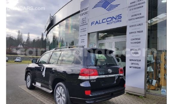 Buy Import Toyota Land Cruiser Black Car in Import - Dubai in Uganda Buy Import Toyota Land Cruiser Black Car in Import - Dubai in Uganda