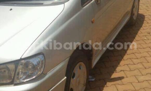Gura Yakoze Toyota Spacio Silver Imodoka i Kampala mu Uganda Gura Yakoze Toyota Spacio Silver Imodoka i Kampala mu Uganda