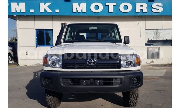 Buy Import Toyota Land Cruiser White Car in Import - Dubai in Uganda Buy Import Toyota Land Cruiser White Car in Import - Dubai in Uganda