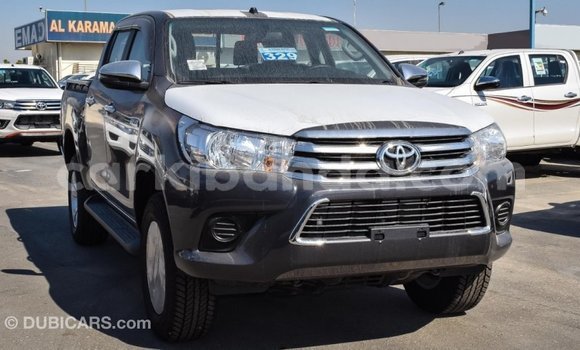 Acheter Import Voiture Toyota Hilux Autre à Import - Dubai, Ouganda Acheter Import Voiture Toyota Hilux Autre à Import - Dubai, Ouganda