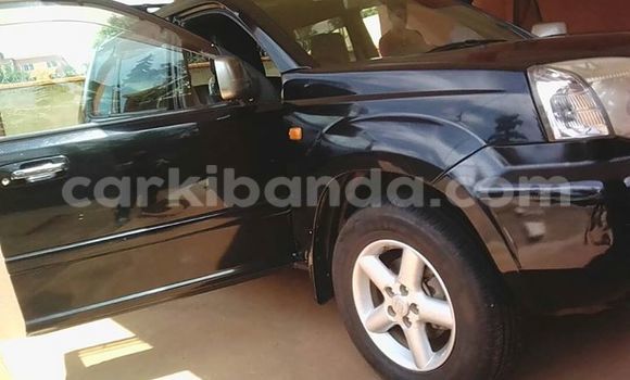 Nunua Ilio tumika Nissan X–Trail Nyeusi Gari ndani ya Kampala nchini Uganda Nunua Ilio tumika Nissan X–Trail Nyeusi Gari ndani ya Kampala nchini Uganda