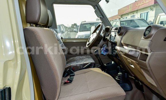 Buy Import Toyota Land Cruiser Beige Car in Import - Dubai in Uganda Buy Import Toyota Land Cruiser Beige Car in Import - Dubai in Uganda