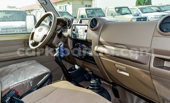 Buy Import Toyota Land Cruiser Beige Car in Import - Dubai in Uganda Buy Import Toyota Land Cruiser Beige Car in Import - Dubai in Uganda