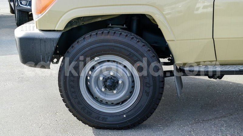 Big with watermark toyota land cruiser uganda import dubai 9887