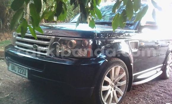 Nunua Ilio tumika Land Rover Range Rover Nyeusi Gari ndani ya Kampala nchini Uganda Nunua Ilio tumika Land Rover Range Rover Nyeusi Gari ndani ya Kampala nchini Uganda