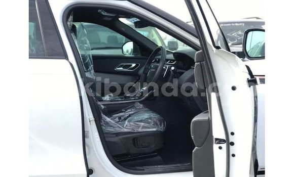 Nunua Imported Land Rover Range Rover Nyeupe Gari ndani ya Import - Dubai nchini Uganda Nunua Imported Land Rover Range Rover Nyeupe Gari ndani ya Import - Dubai nchini Uganda