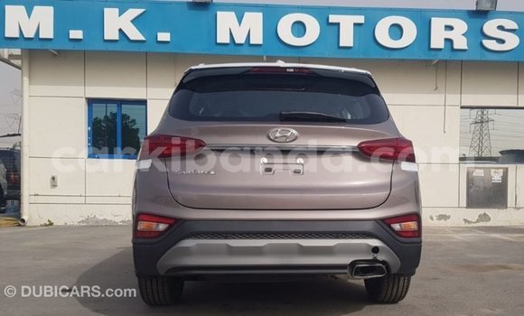 Nunua Imported Hyundai Santa Fe Nyingine Gari ndani ya Import - Dubai nchini Uganda Nunua Imported Hyundai Santa Fe Nyingine Gari ndani ya Import - Dubai nchini Uganda