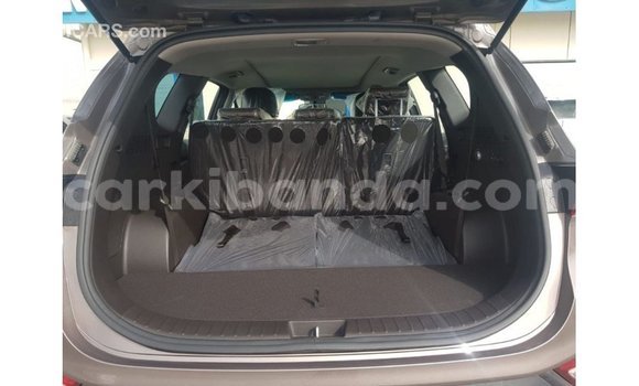 Nunua Imported Hyundai Santa Fe Nyingine Gari ndani ya Import - Dubai nchini Uganda Nunua Imported Hyundai Santa Fe Nyingine Gari ndani ya Import - Dubai nchini Uganda
