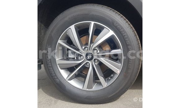 Nunua Imported Hyundai Santa Fe Nyingine Gari ndani ya Import - Dubai nchini Uganda Nunua Imported Hyundai Santa Fe Nyingine Gari ndani ya Import - Dubai nchini Uganda