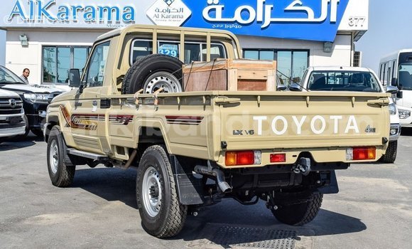 Buy Import Toyota Land Cruiser Beige Car in Import - Dubai in Uganda Buy Import Toyota Land Cruiser Beige Car in Import - Dubai in Uganda